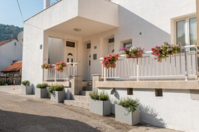 Apartments Galeb